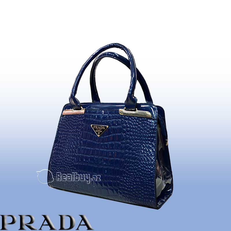 1461883378style_prada