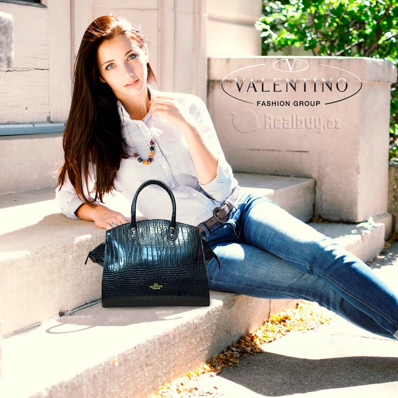 1462816349valentino_garavani_bags