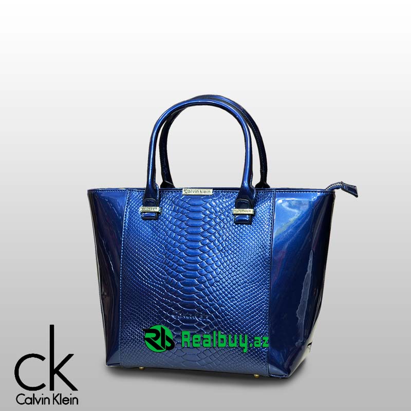 1465158010calvin-klein-sumka