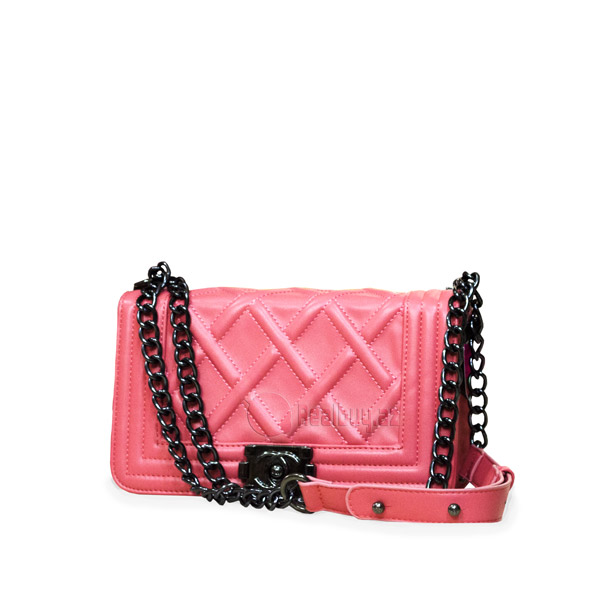 1491332338CHANEL-sumkalari