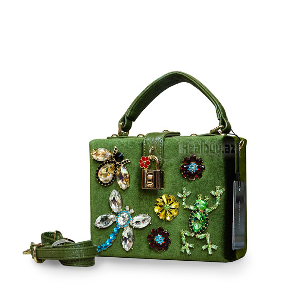 1491498096Christian_Dior_klaclari