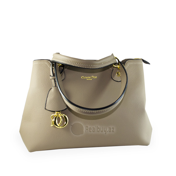 1494433776dior-sumka