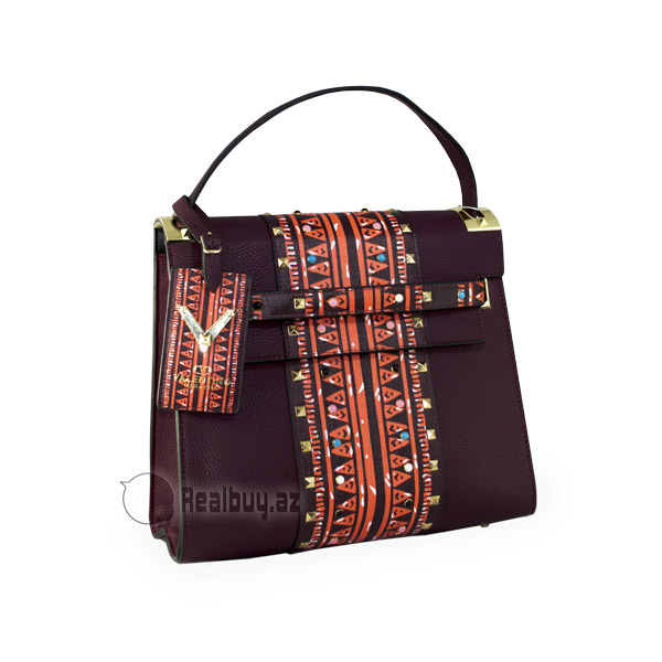 1494448727Valentino-Garavani-sumkalar