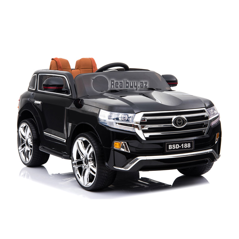 1543397825_usaq_masini_toyota_land_cruser_