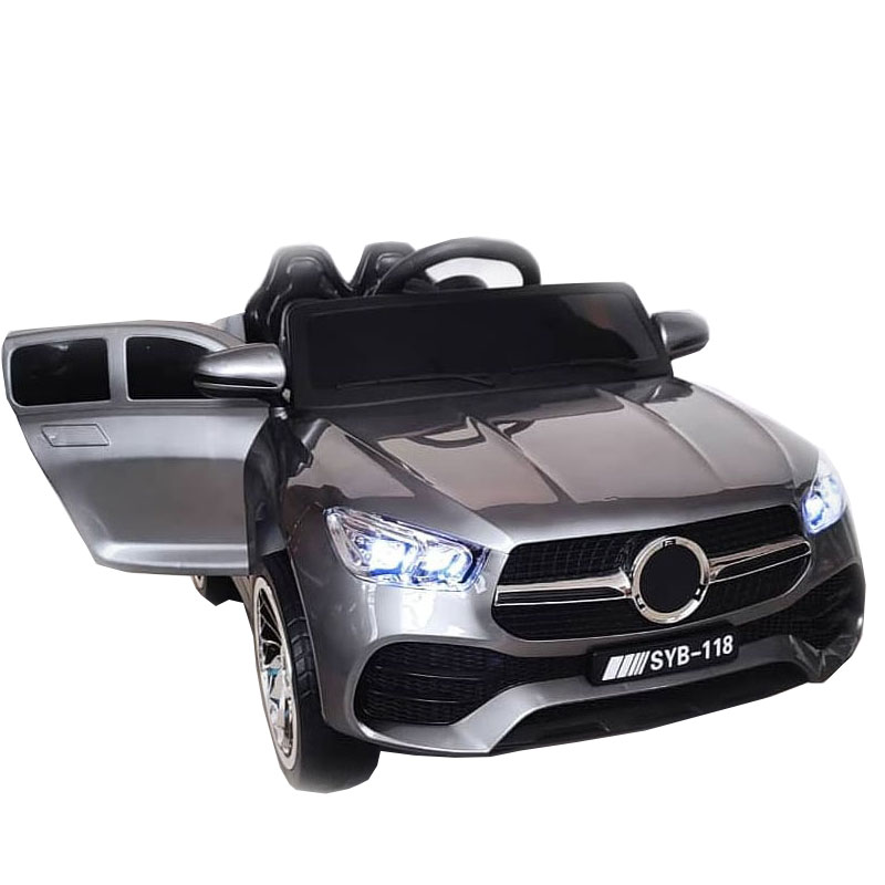 1611081994Mercedes