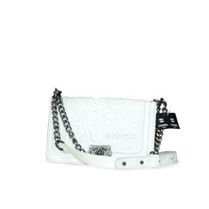 1491334432chanel-universal-qulplu-cantalar